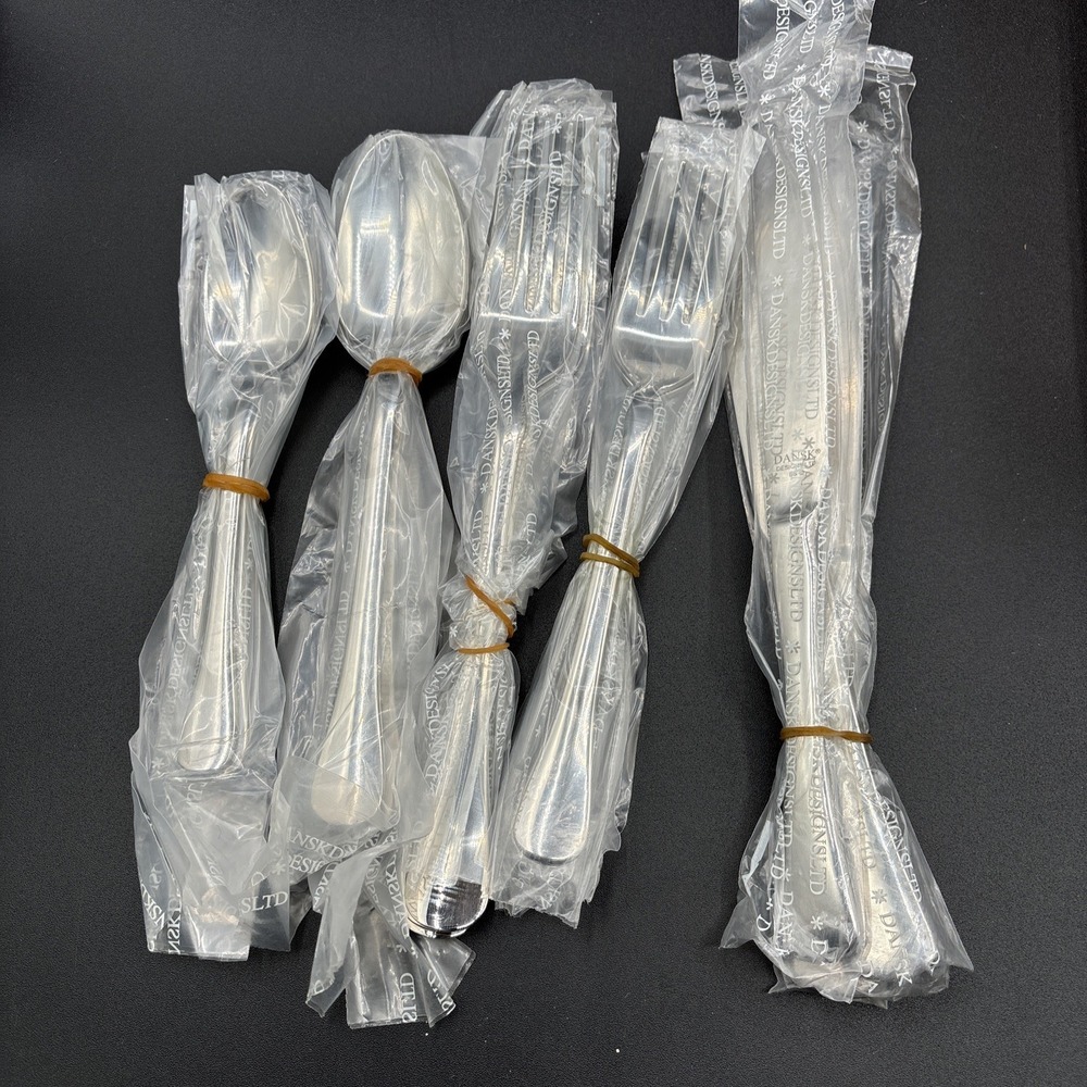 Dansk Graves Studio 20pc Wav.E Flatware Set Stainless 18/10 Fork Spoon Knife - Picture 8 of 8